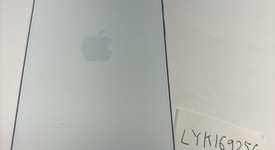 Good
													Apple iPhone 15 - Unlocked, Blue, 128 GB, A2846, photo 4 of 12