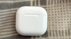 Used
													Apple AirPods 4th Gen - Standard, photo 1 of 4
