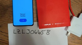 Good
													OnePlus 12 - Unlocked, Black, 256 GB, 12 GB, CPH2583, photo 1 of 8