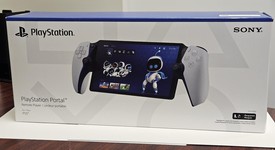 Mint
													PlayStation Portal Remote Player - White, photo 1 of 15