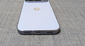 Mint
													Google Pixel 10 Pro - Unlocked, Moonstone, 128 GB, G4QUR, photo 2 of 7