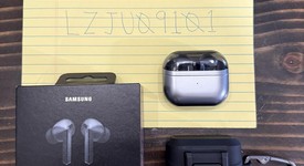 Used
													Samsung Galaxy Buds3 Pro - Silver, photo 2 of 5