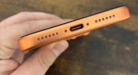 Mint
													Apple iPhone 17 Pro Max - Unlocked, Cosmic Orange, 256 GB, A3257, photo 6 of 6