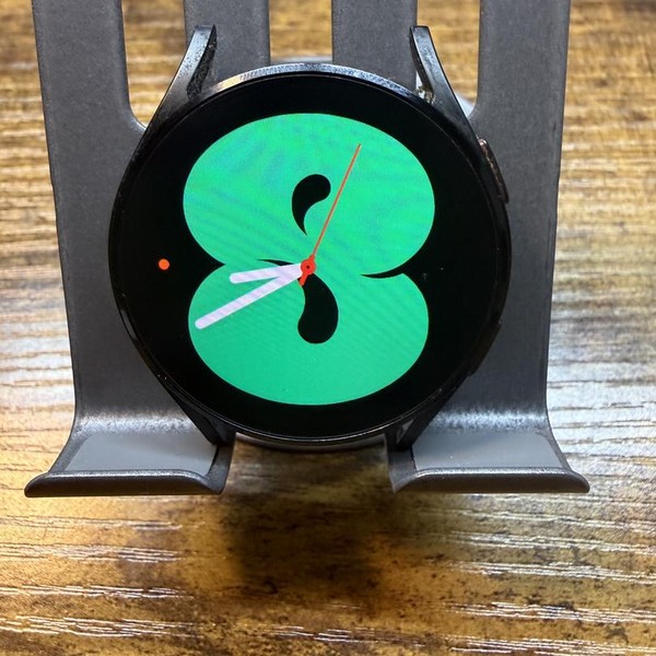 Samsung Galaxy Watch4 - Unlocked, Black, 40mm