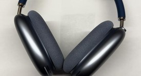 Used
													Apple AirPods Max - Sky Blue, photo 1 of 9