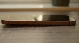 Good
													Apple iPhone 16 Pro - Unlocked, Desert, 256 GB, A3083, photo 5 of 8