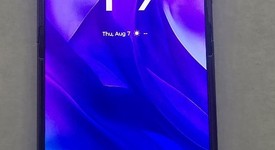 Good
													Motorola Razr Plus (2024) - Unlocked, Navy Blue, 256 GB, 12 GB, photo 1 of 9