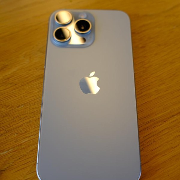 Apple iPhone 16 Pro Max - Unlocked, 1 TB, Natural, A3084