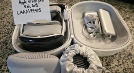 Good
													Apple Vision Pro - 512 GB, photo 1 of 9