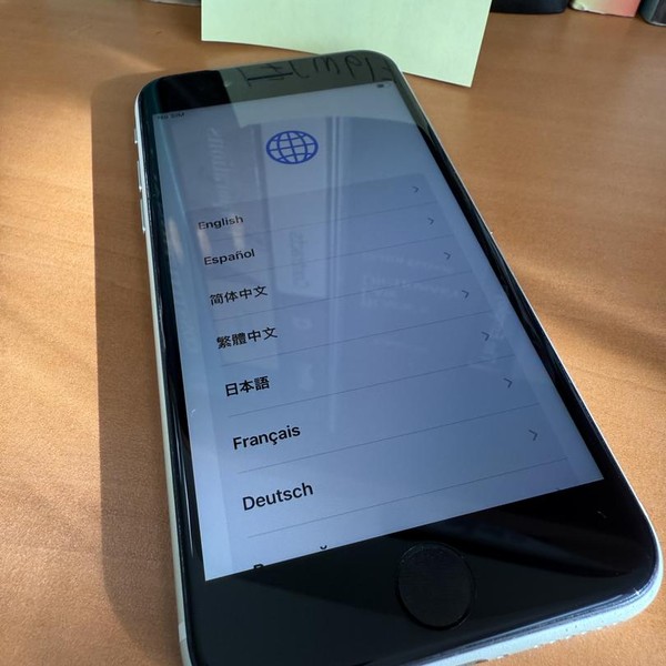 Apple iPhone SE 2nd Gen 2020 - Unlocked, 128 GB, White, A2275