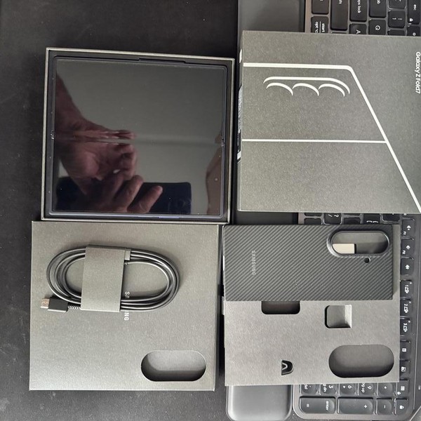 Samsung Galaxy Z Fold7 - Unlocked, 1 TB, Blue Shadow, 16 GB, SM-F966U1