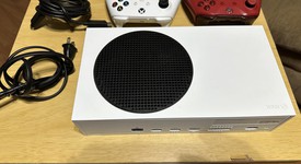 Mint
													Xbox Series S (2020) - White, 512 GB, photo 2 of 4