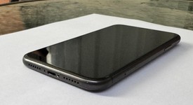 Good
													Apple iPhone 11 - Unlocked, Black, 64 GB, A2111, photo 5 of 6