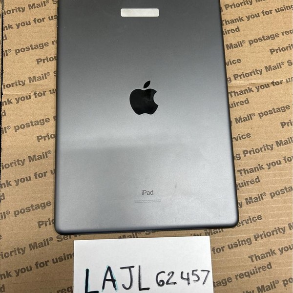 Apple iPad (8th Gen) - Wi-Fi, 32 GB, Gray, A2270