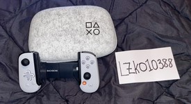 Mint
													Backbone One Controller - Lightning (iPhone), PlayStation, photo 1 of 2