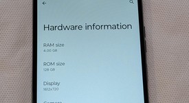 Mint
													Moto G 5G (2024) - US Cellular, Green, 128 GB, 4 GB, photo 3 of 9