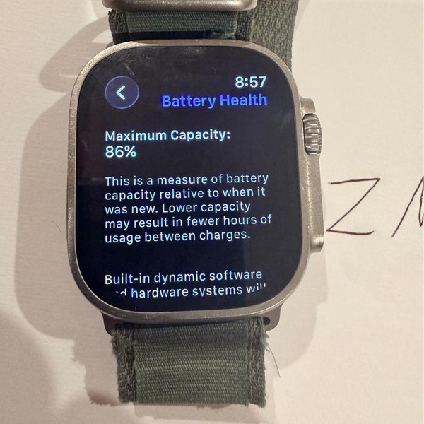 Apple Watch Ultra 49mm - Verizon, Titanium, A2622