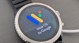 Mint
													Fossil Gen 3 Q Explorist - Black, photo 1 of 6
