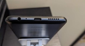 Mint
													Samsung Galaxy A03s - Xfinity, Black, 32 GB, 3 GB, photo 3 of 8