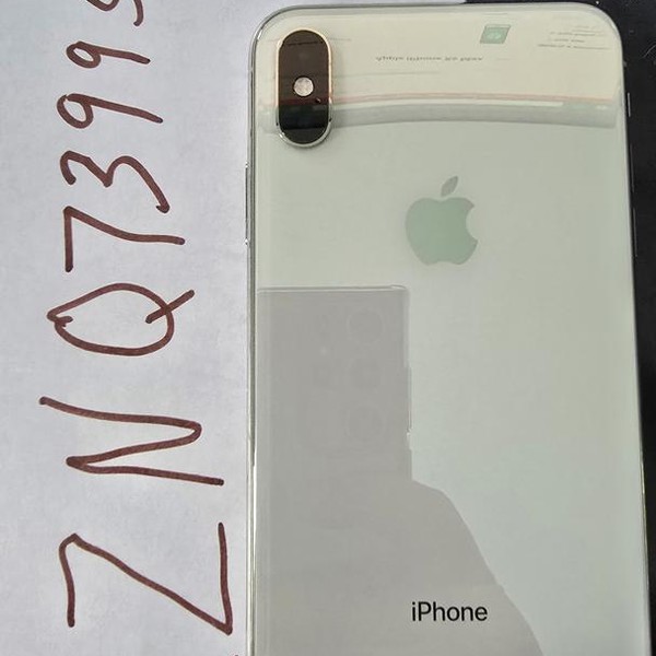 Apple iPhone Xs Max - Unlocked, 64 GB, Silver, A1921