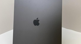 Mint
													Apple iPad Pro 12.9" 4th Gen 2020 - Unlocked, Gray, 128 GB, A2069, photo 3 of 5