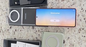 Good
													Samsung Galaxy Z Flip7 - T-Mobile, Coral, 256 GB, 12 GB, SM-F766U, photo 3 of 7