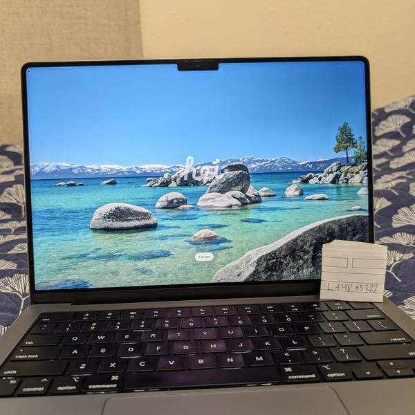 MacBook Pro 2021 - 14 inch - 512 GB, Gray, 16 GB, Apple M1 Pro 8-core