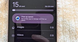 Mint
													Google Pixel 9 Pro - Unlocked, Rose, 256 GB, 16 GB, GR83Y, photo 5 of 9