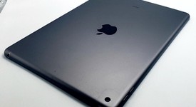 Good
													Apple iPad 7th Gen - Wi-Fi, Gray, 32 GB, A2197, photo 4 of 5
