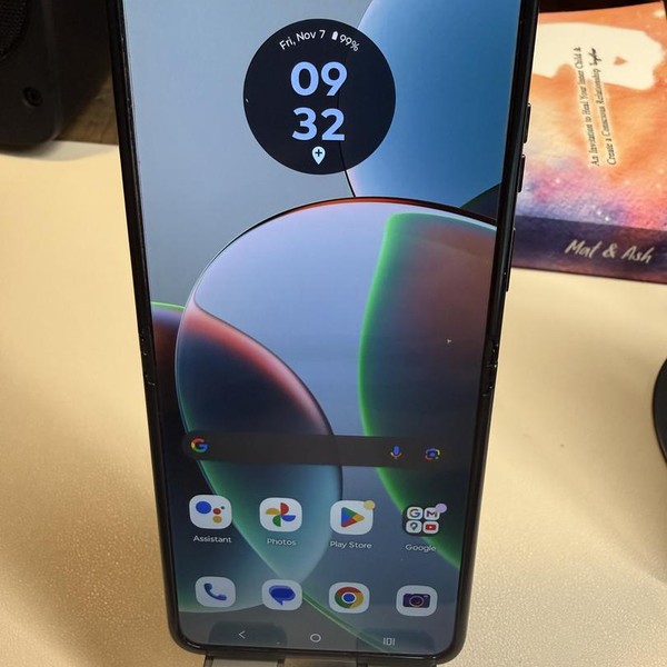 Motorola Razr (2023) - AT&T, Sage, 128 GB, 8 GB