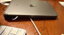 Good
													Apple iPad Mini 6th Gen - Unlocked, Gray, 64 GB, A2568, photo 2 of 8