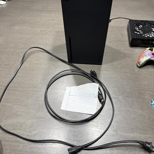 Xbox Series X (2020) - 1 TB, Black, standard