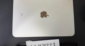 Good
													Apple iPad 10th Gen - Wi-Fi, Silver, 64 GB, A2696, photo 2 of 3