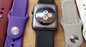 Good
													Apple Watch Series 3 42mm - Unlocked, Gray, A1861, Aluminum, photo 3 of 4