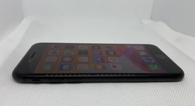 Mint
													Apple iPhone 7 - Unlocked, Black, 128 GB, A1660, photo 3 of 11