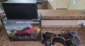 Mint
													Xbox Series X (2020) - Black, 1 TB, standard, photo 2 of 13