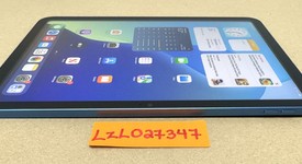 Good
													Apple iPad 11th Gen - Unlocked, Blue, 128 GB, A3355, photo 4 of 10