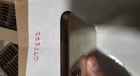 Good
													Apple iPhone Xs - Unlocked, Gold, 256 GB, A1920, photo 6 of 6