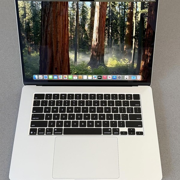 MacBook Air 2025 (M4) - 15 inch - 1 TB, Silver, 24 GB, Apple M4