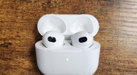 Used
													Apple AirPods 3rd Gen - MagSafe Case, photo 3 of 5