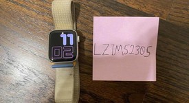 Good
													Apple Watch SE 2nd Gen 40mm - Starlight, A2722 - GPS, Aluminum, photo 1 of 3