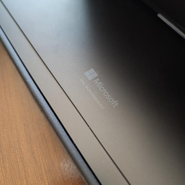 Microsoft Surface Pro 11 - 1 TB, Platinum, 16 GB, Snapdragon X Elite