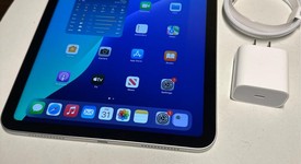 Mint
													Apple iPad 11th Gen - Wi-Fi, Silver, 256 GB, A3354, photo 1 of 7