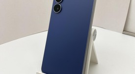 Mint
													Samsung Galaxy S25 FE - Unlocked, Navy Blue, 256 GB, SM-S731U1, photo 3 of 5