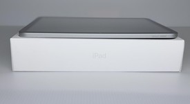 Good
													Apple iPad 10th Gen - Wi-Fi, Silver, 64 GB, A2696, photo 4 of 9