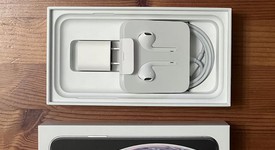 Mint
													Apple iPhone Xs - Unlocked, Silver, 256 GB, A1920, photo 1 of 10