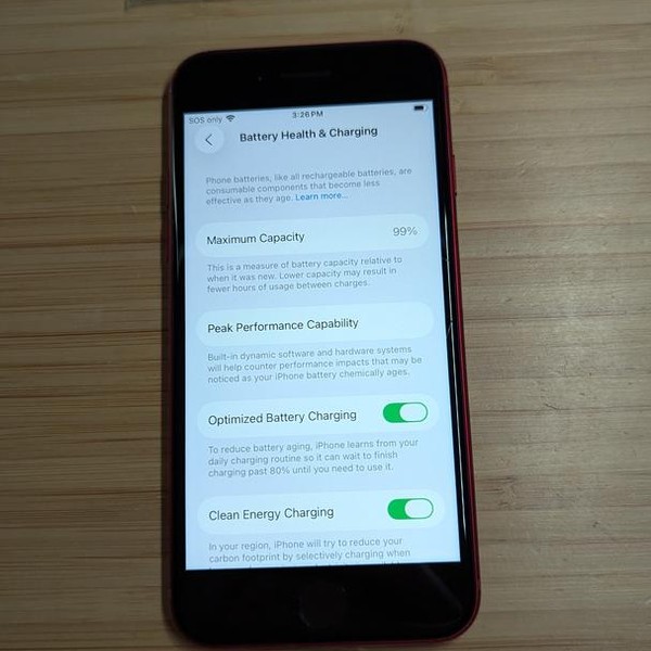 Apple iPhone SE 3rd Gen 2022 - Unlocked, 64 GB, Red, A2595