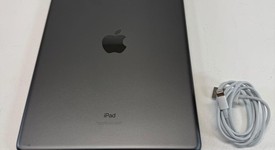 Good
													Apple iPad 9th Gen - Unlocked, Gray, 256 GB, A2603, photo 2 of 2