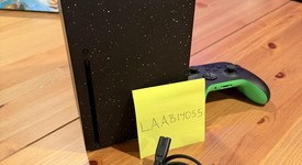 Mint
													Xbox Series X (2020) - Galaxy Black, 2 TB, standard, photo 2 of 5