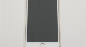 Good
													Apple iPhone 6 - Sprint, Gold, 16 GB, A1586, photo 3 of 9